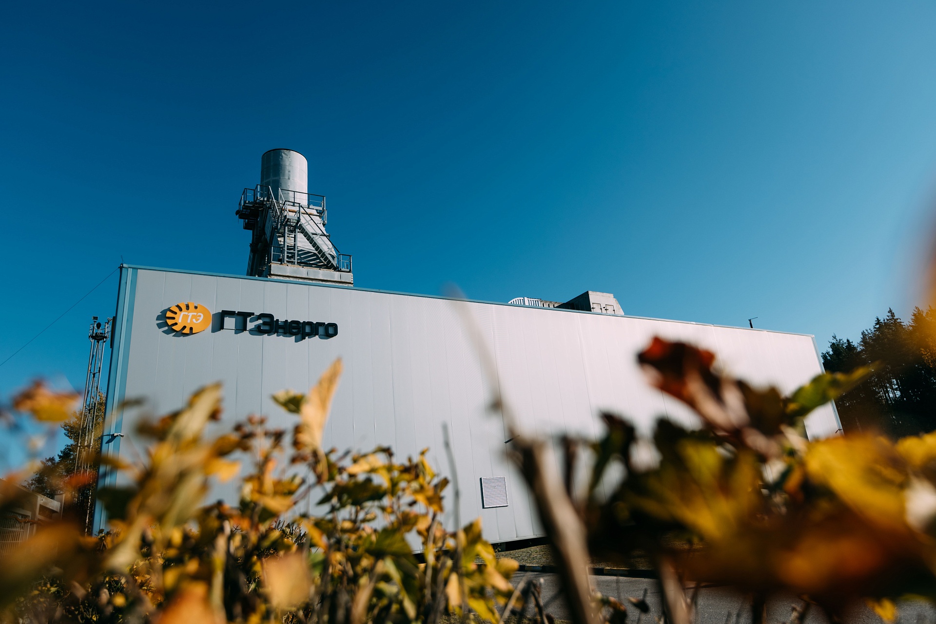 Энергетики Всеволожской ГТ ТЭЦ провели серию экскурсий для отраслевых специалистов и школьников